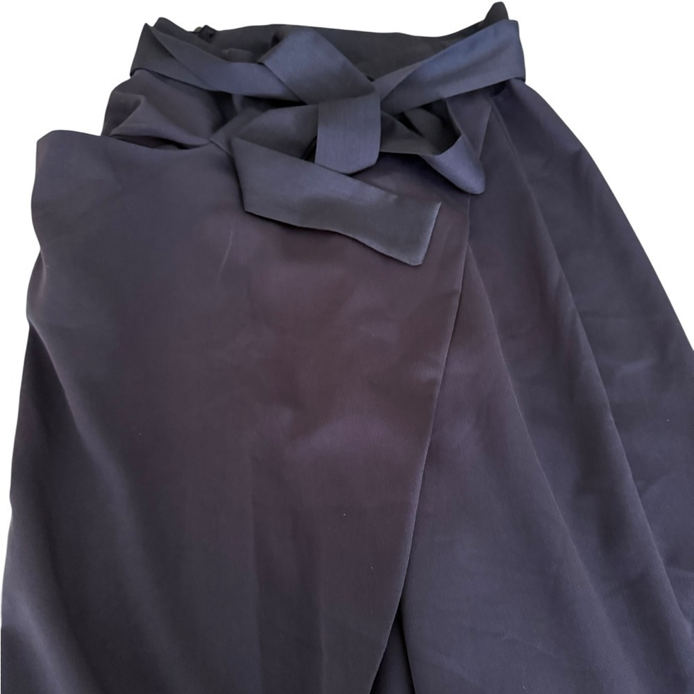 Chic Casual Navy Blue Asymmetrical Pants Wrap Shirt NWT - Picture 5 of 6